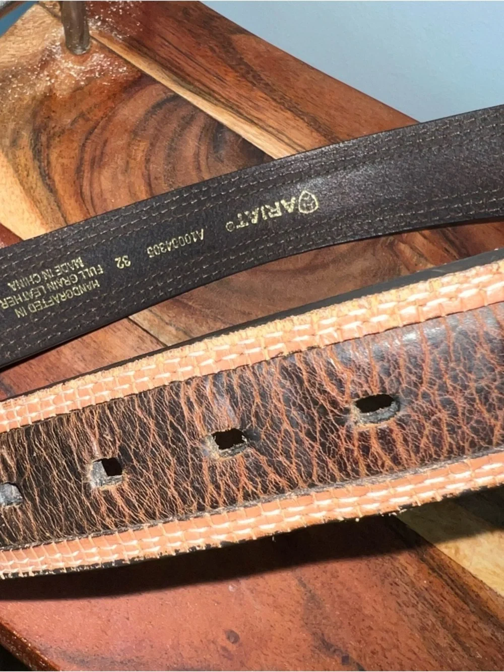 Ariat Distressed Brown Leather Belt Contrast Stitch Western 32